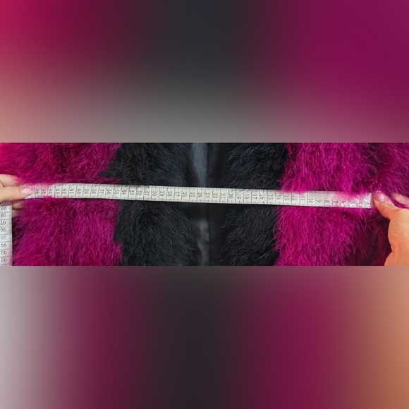 Chanel Vintage Ostrich Jacket Sz 38 - Picture 6 of 9